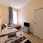 W4-8 Messe Monteurzimmer Koeln